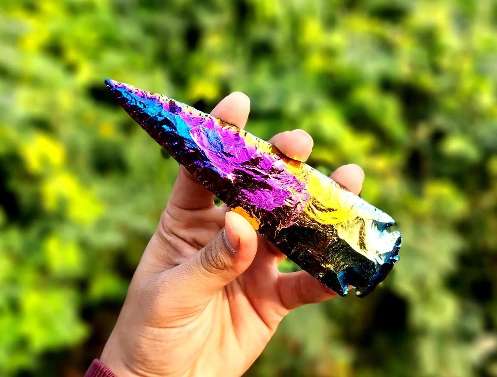 Titanium Coated Arrowhead 1-10″ Rainbow Aura Crystal Point Decor Spearhead