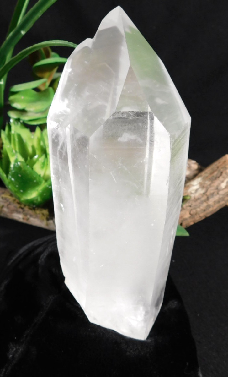 Big! Semi Translucent LEMURIAN Quartz Crystal From Brazil 710gr