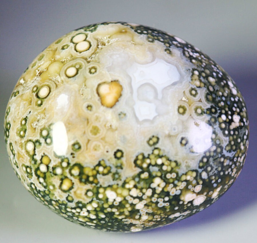 Natural Round Eye Ocean Jasper Agate Quartz Crystal Palm Stone Mineral Specimen