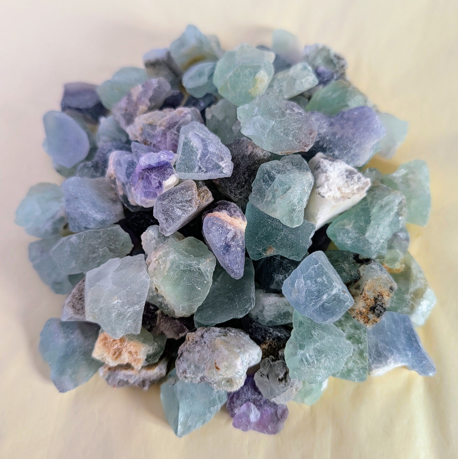 Rough Fluorite Stones 1kg Bulk Lot 20–30mm Natural Crystal Healing Craft