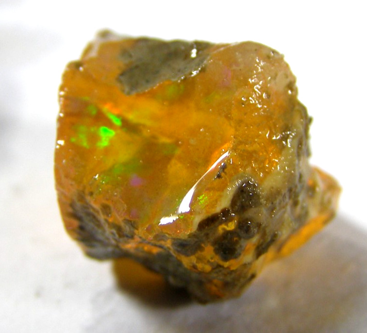 SUPERB COLOUR FLASH NATURAL ETHIOPIAN OPAL PIECE – 1.7 x 1.5 cms 3.73 gms #2