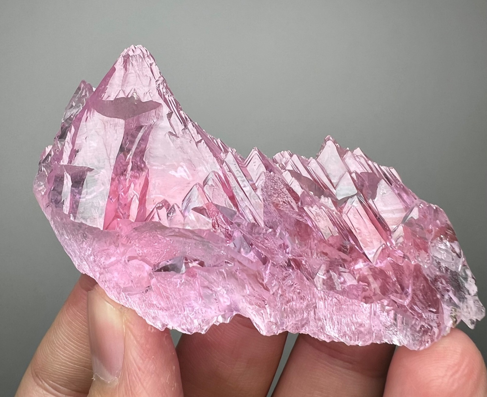 93 Gr. DT Feather-Like Pink Spodumene var. Kunzite Crystal Cluster – Afghanistan