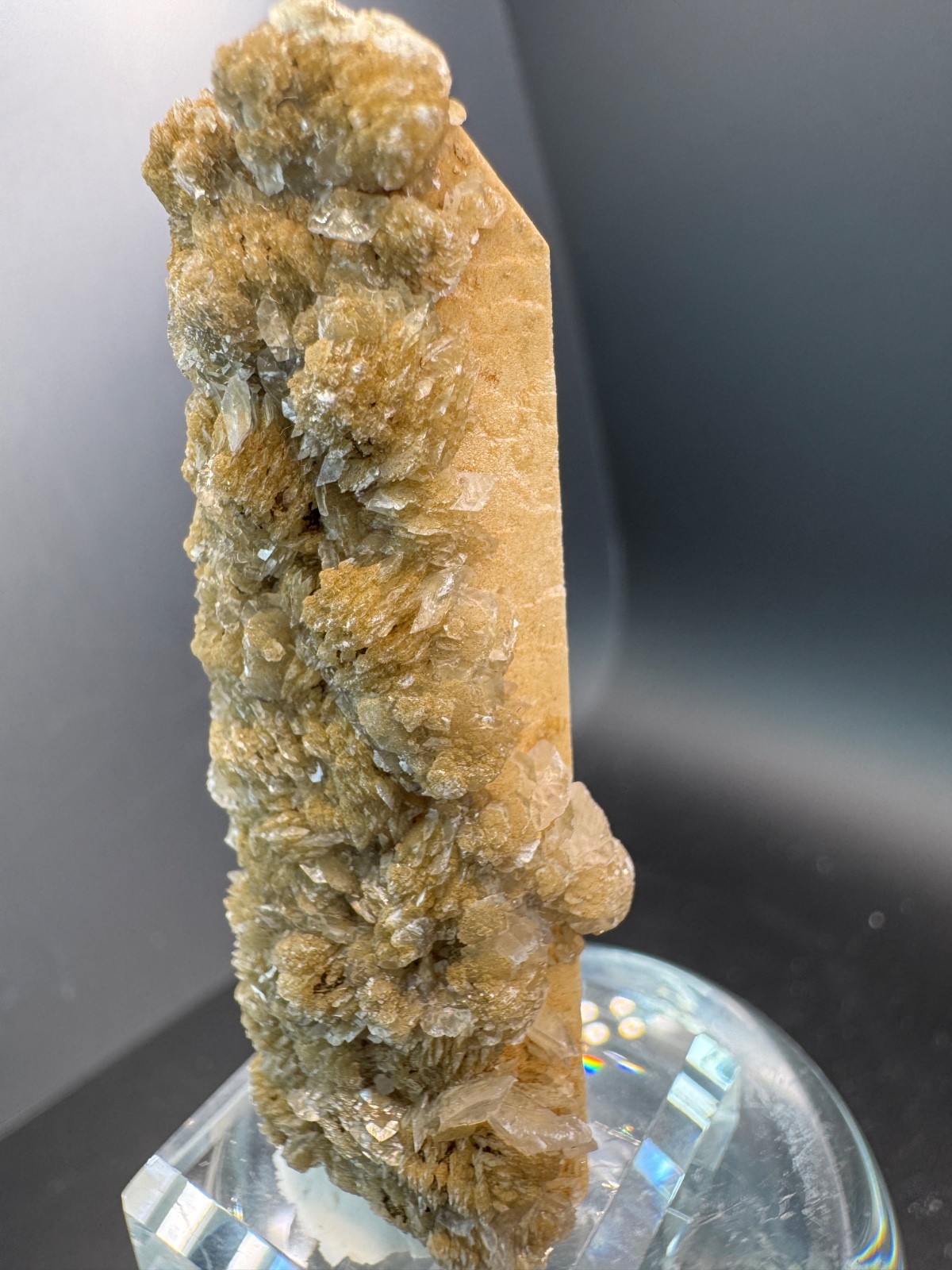 6525 Yellow Candle Quartz Point with Petal Calcite Inner Mongolia 40g