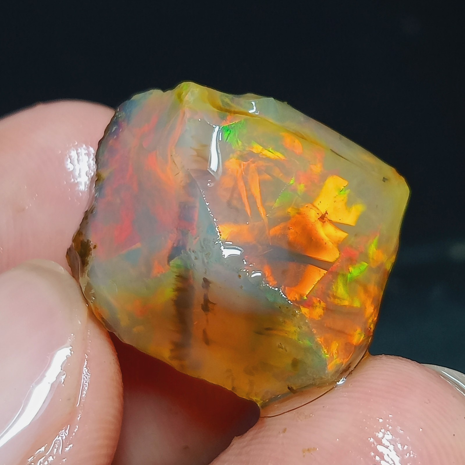 Natural Ethiopian Fire Opal Rough 23 Carat with Brilliant Orange & Green Play