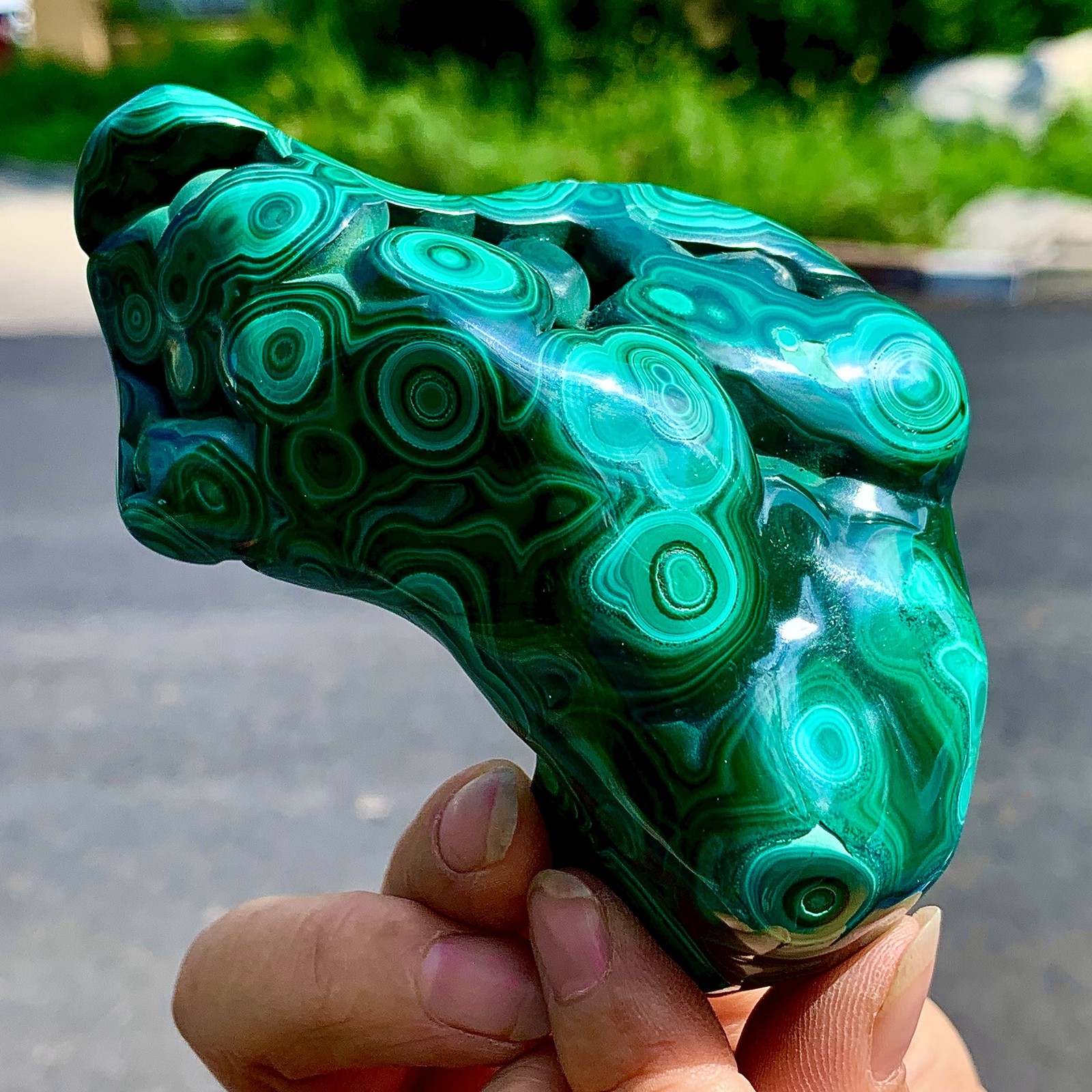 266G Natural glossy Malachite transparent cluster rough mineral sample