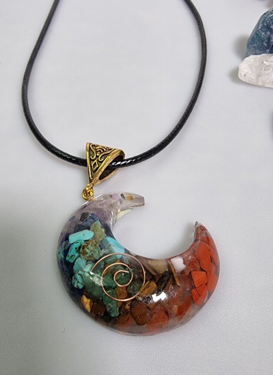 Seven Chakra Healing Set Necklace And 6 Natural Gemstones Multicoloured