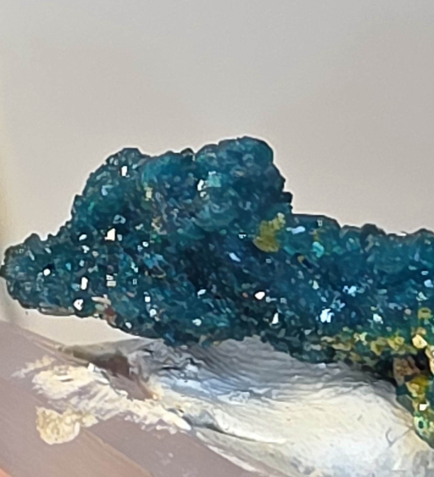 DIOPTASE w/ Wulfinite Crystal Mineral Specimen Cluster Green CONGO AFRICA 4.5 cm