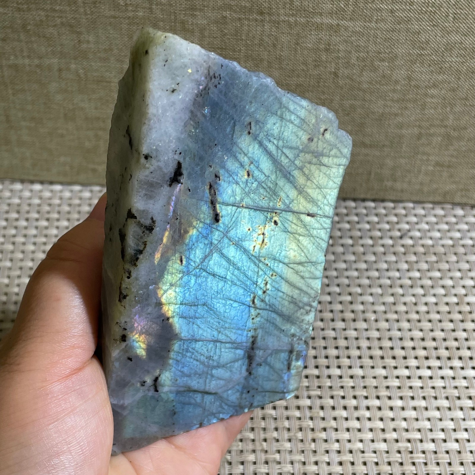 256g Natural multicolor labradorite crystal original stone specimens
