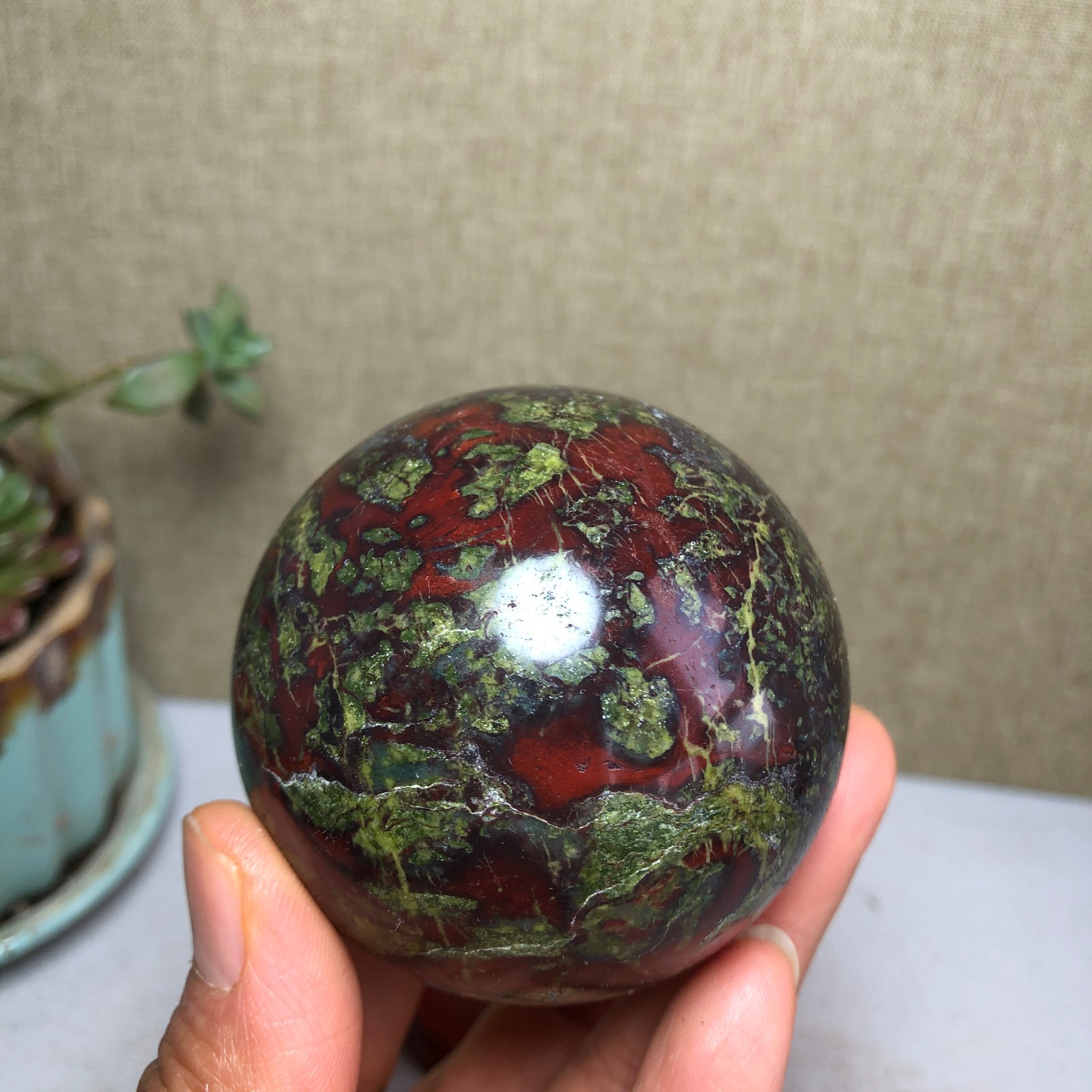 60mm Natural Dragon blood stone quartz crystal sphere ball healing 348g A4050