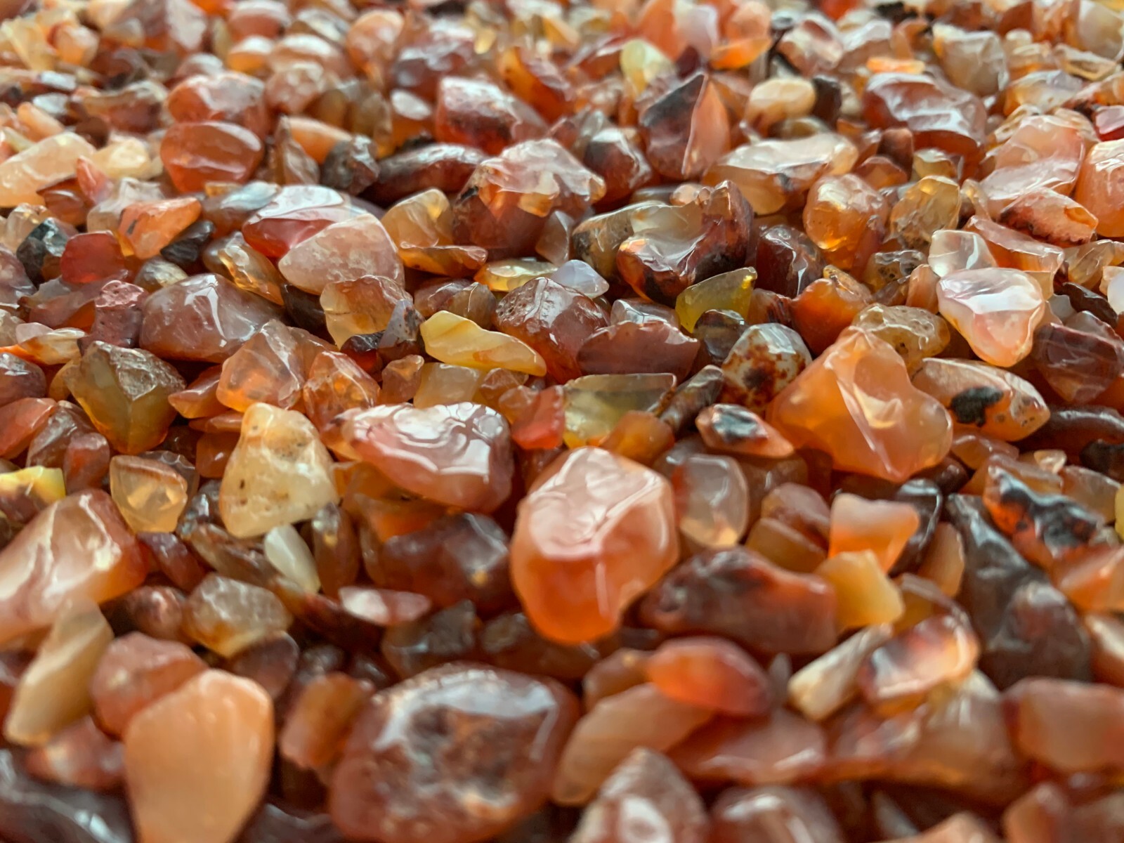 Grade A++ Carnelian Semi Tumbled Gemstone Mini Chips 8-25 mm, Wholesale Bulk Lot