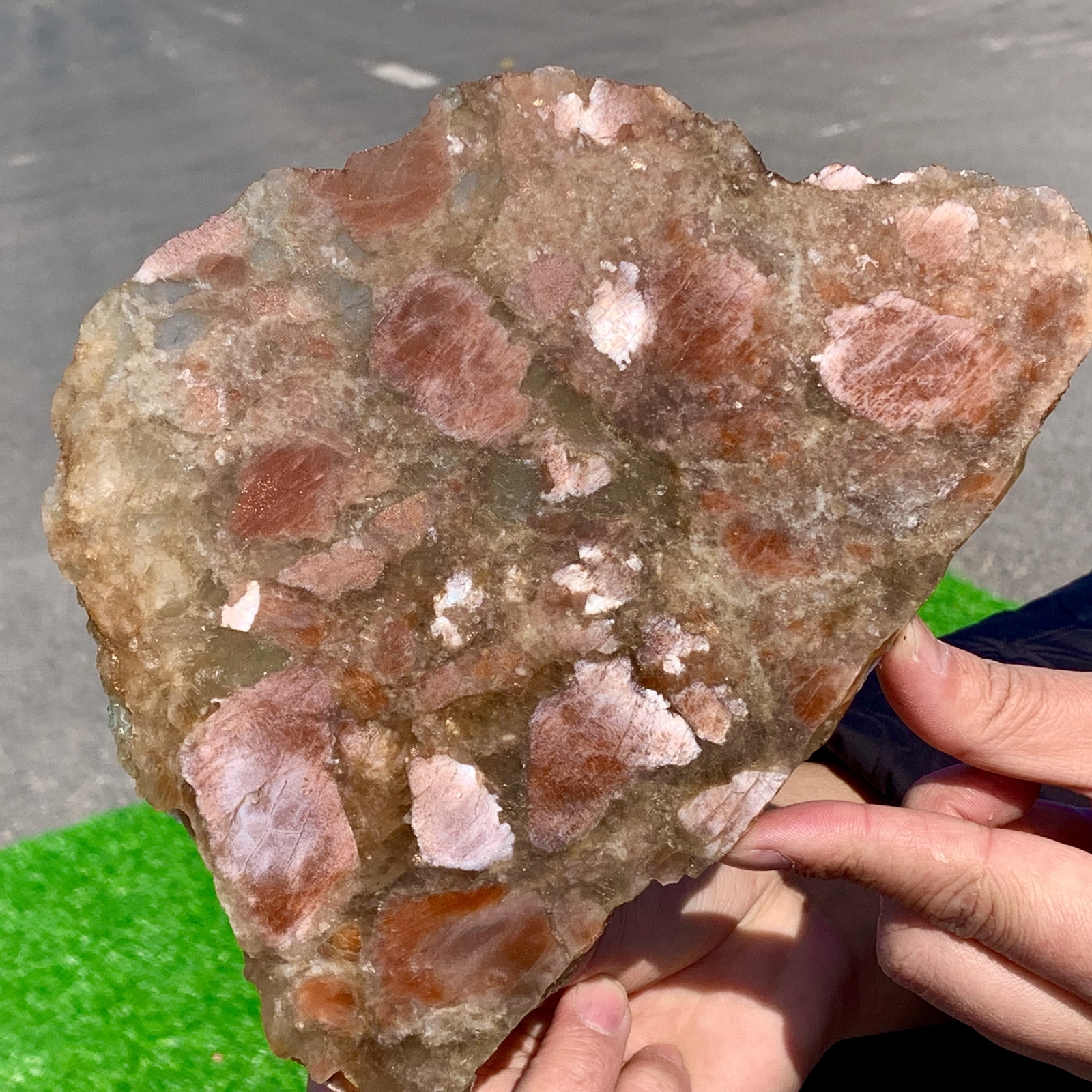 449G Natural Strong SunStone Quartz Crystal Spiritual Restoration
