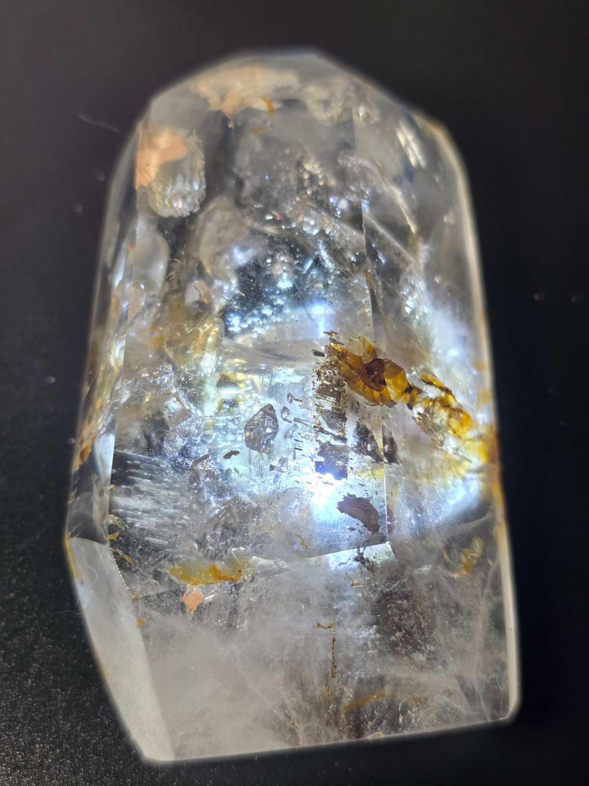 Scenic Enhydro Quartz Moving Bubble Golden Healer Crystal Freeform 264.27g