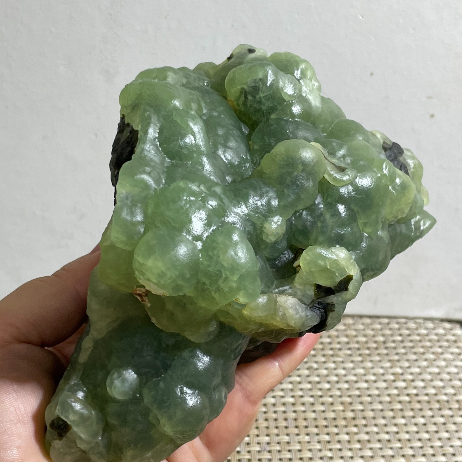 Natural green chalcedony grape agate crystal specimen Indonesia 1157g b105