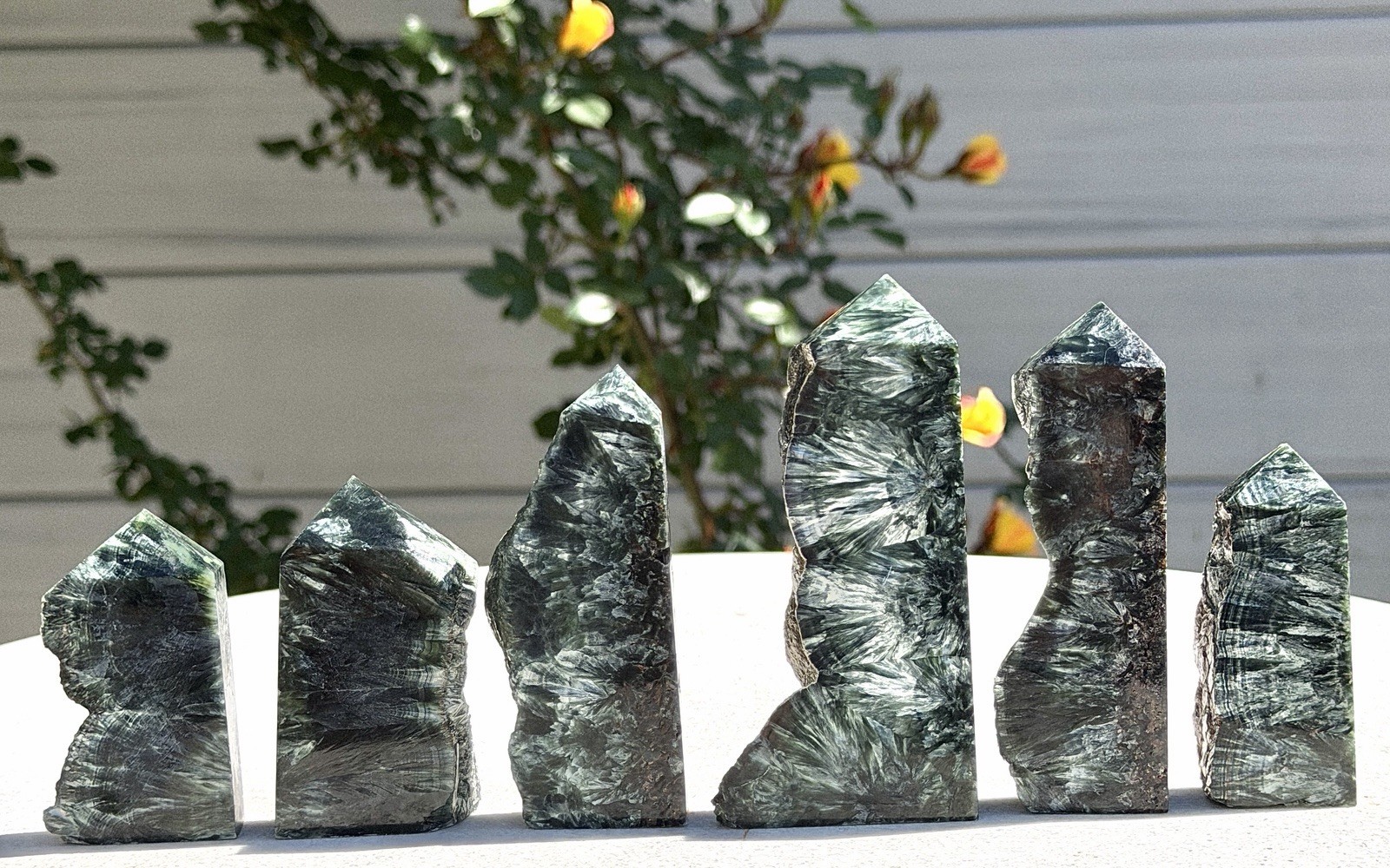 Wholesale Lot 1 Lb Natural Seraphinite Obelisk Tower Crystal Energy
