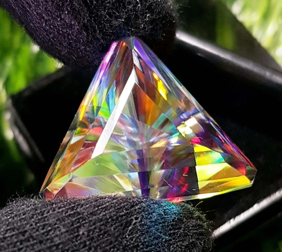 Certified Trillion Cut 100 Ct Natural Rainbow Color Mystic Topaz Loose Gemstone