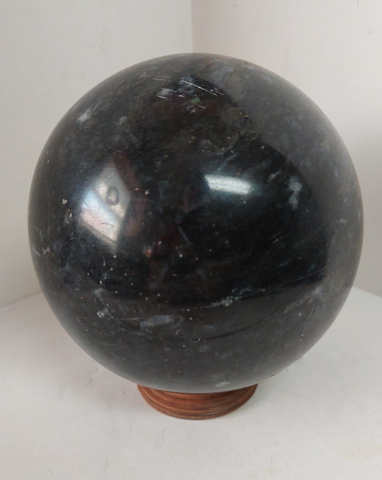 Large 4″+ Dark Obsidion Bloodstone Polished Stone Sphere 1665 Grams Quartz Reiki