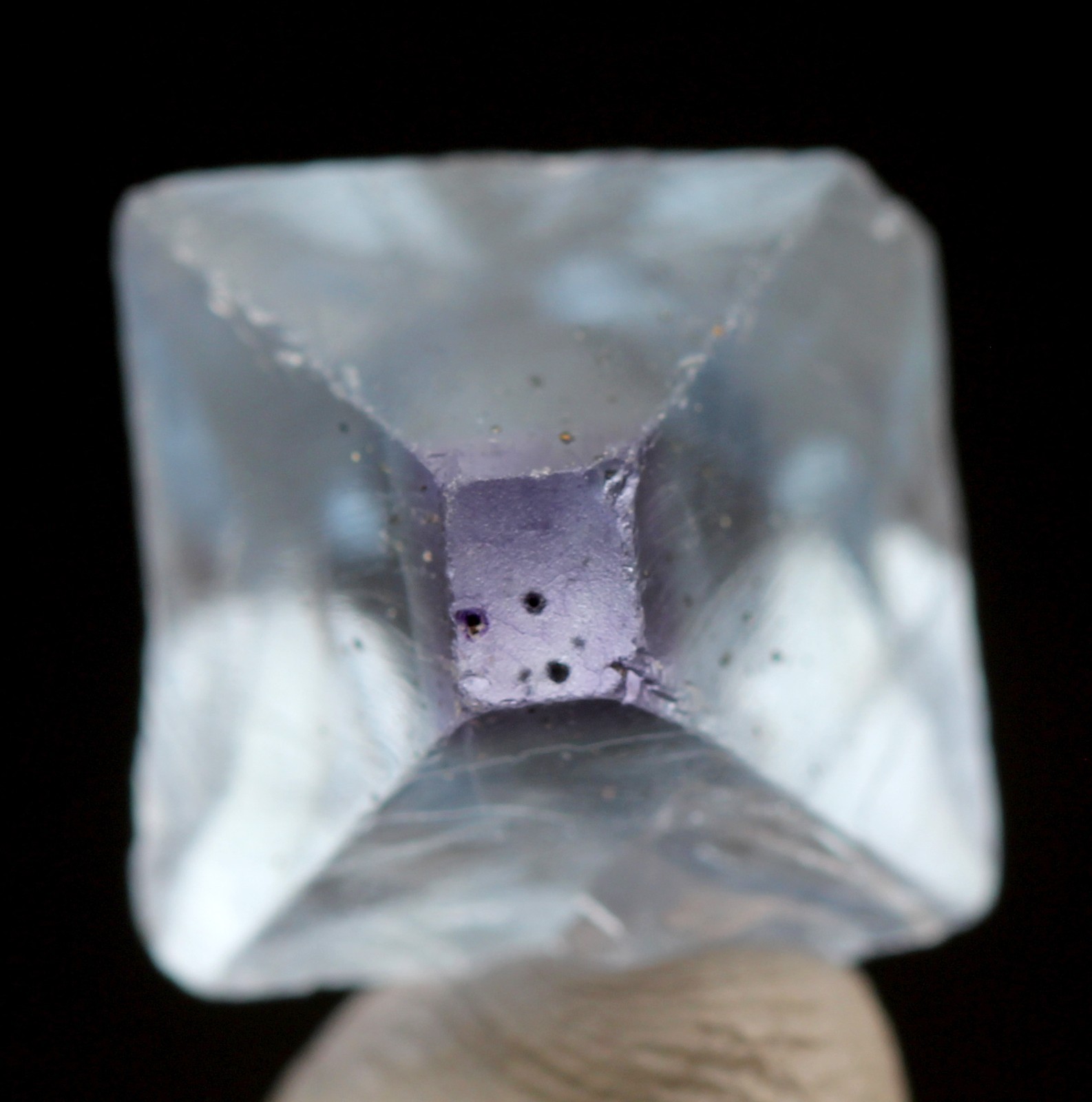 BLUE FLUORITE OCTAHEDRON Crystal Healing Mineral Cluster Specimen CHINA