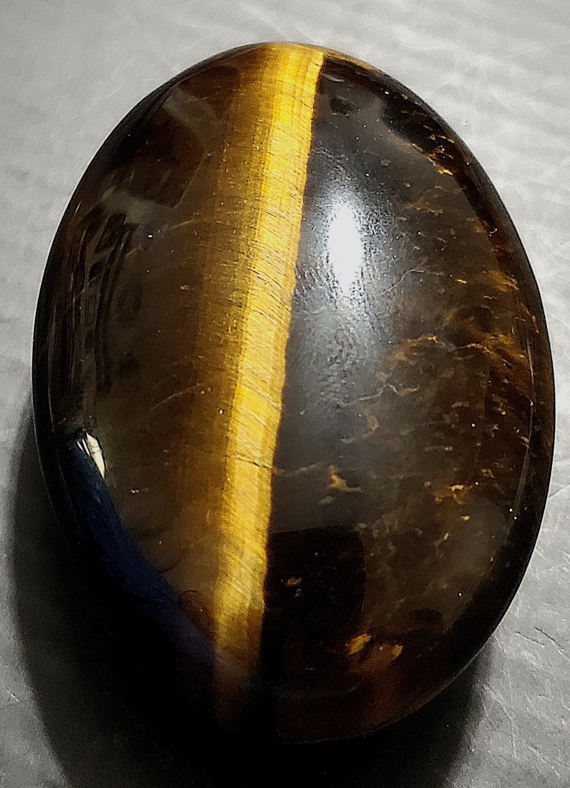 Thick Golden Tigers Eye Palmstone