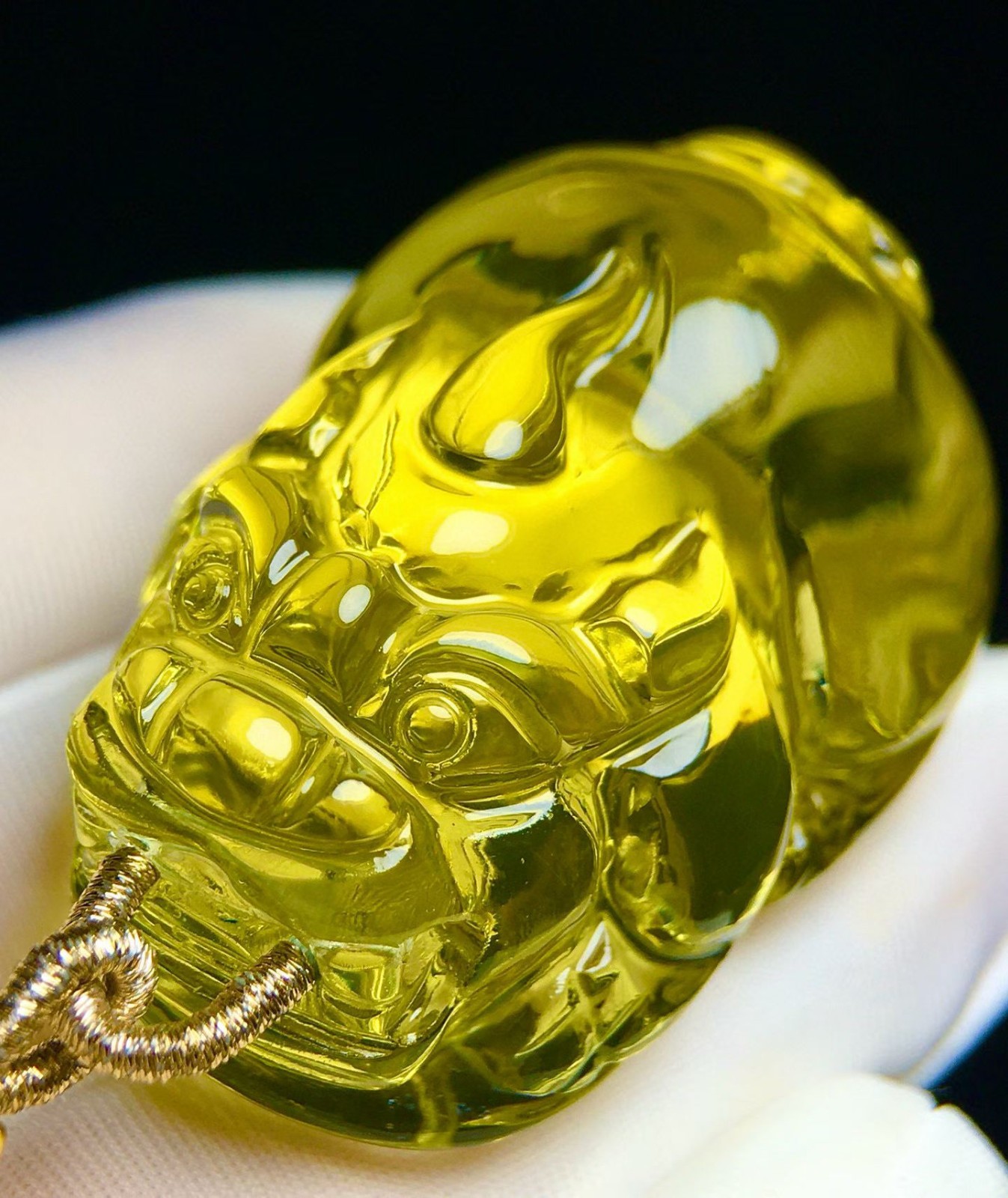 41.5*29.3*26mm A++ Natural Yellow Quartz Crystal Energy Pendant