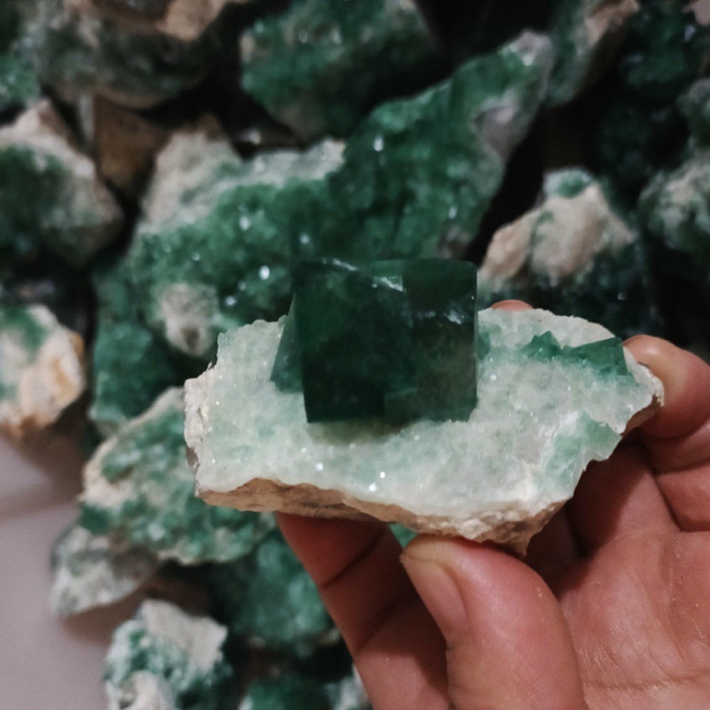 Natural Raw Green Fluorite Crystal Cluster Reiki Healing Mineral Specimen Chakra