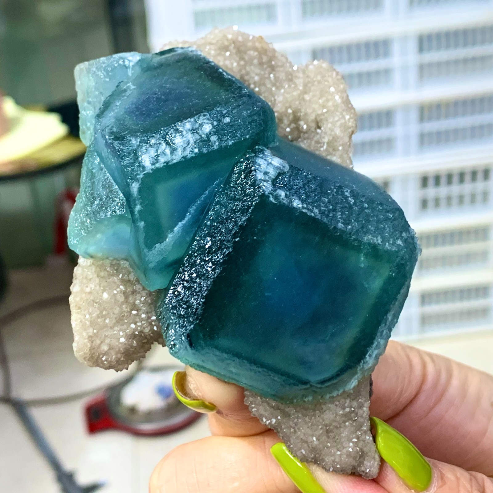 292G Natural Green Phantom Cube fluorite crystal mineral specimen/xianghualing