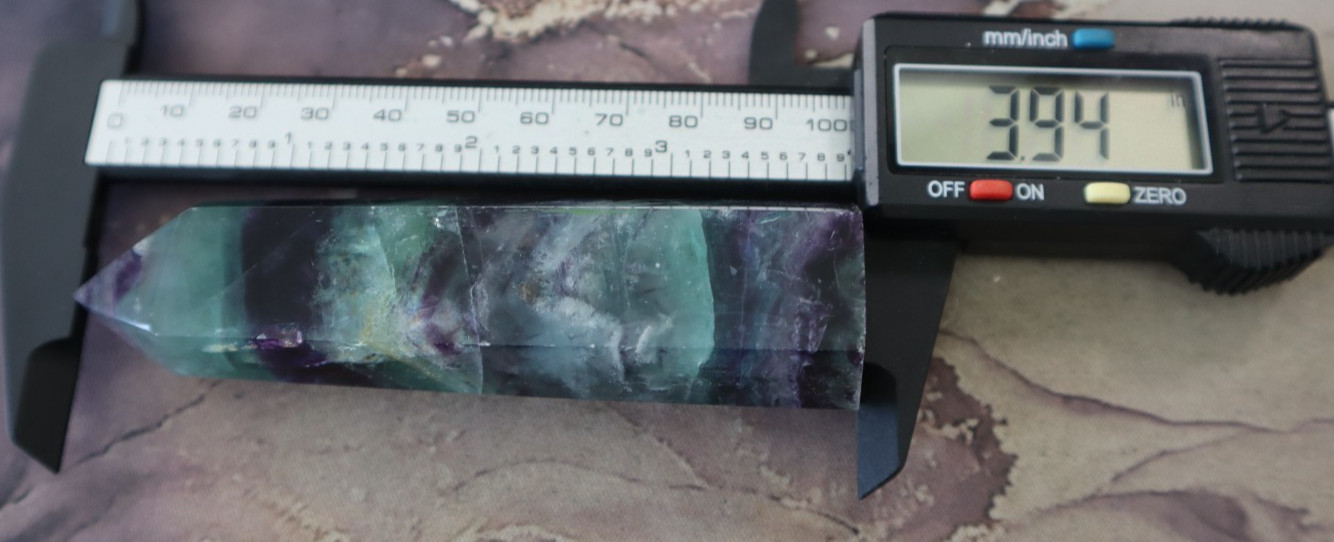 FLUORITE POINT 3.94 INCHES TALL/ 131.8 GRAMS