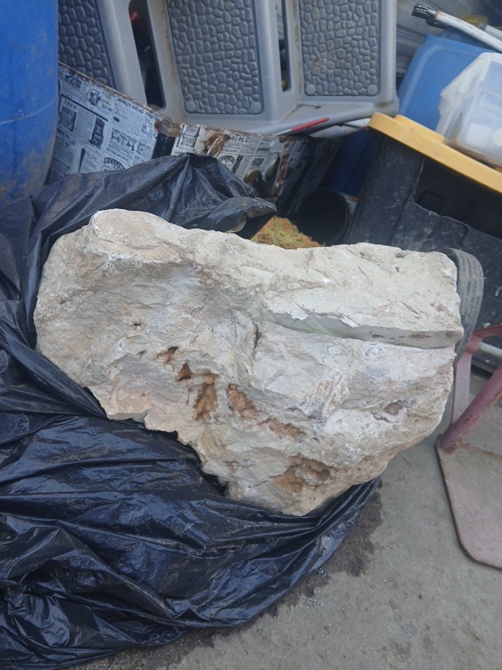 16 Inches 10 Inches 150 Ibs Quartz Rock Crystals & Minerals Specimen #2