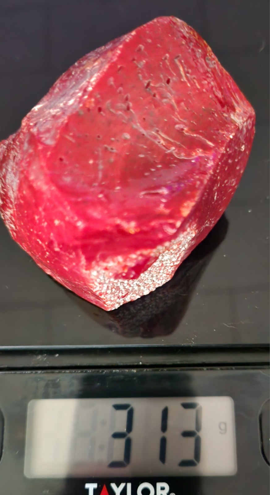 Cerry Red rough Slag Glass specimen/natural shape 313g approx. 3 in