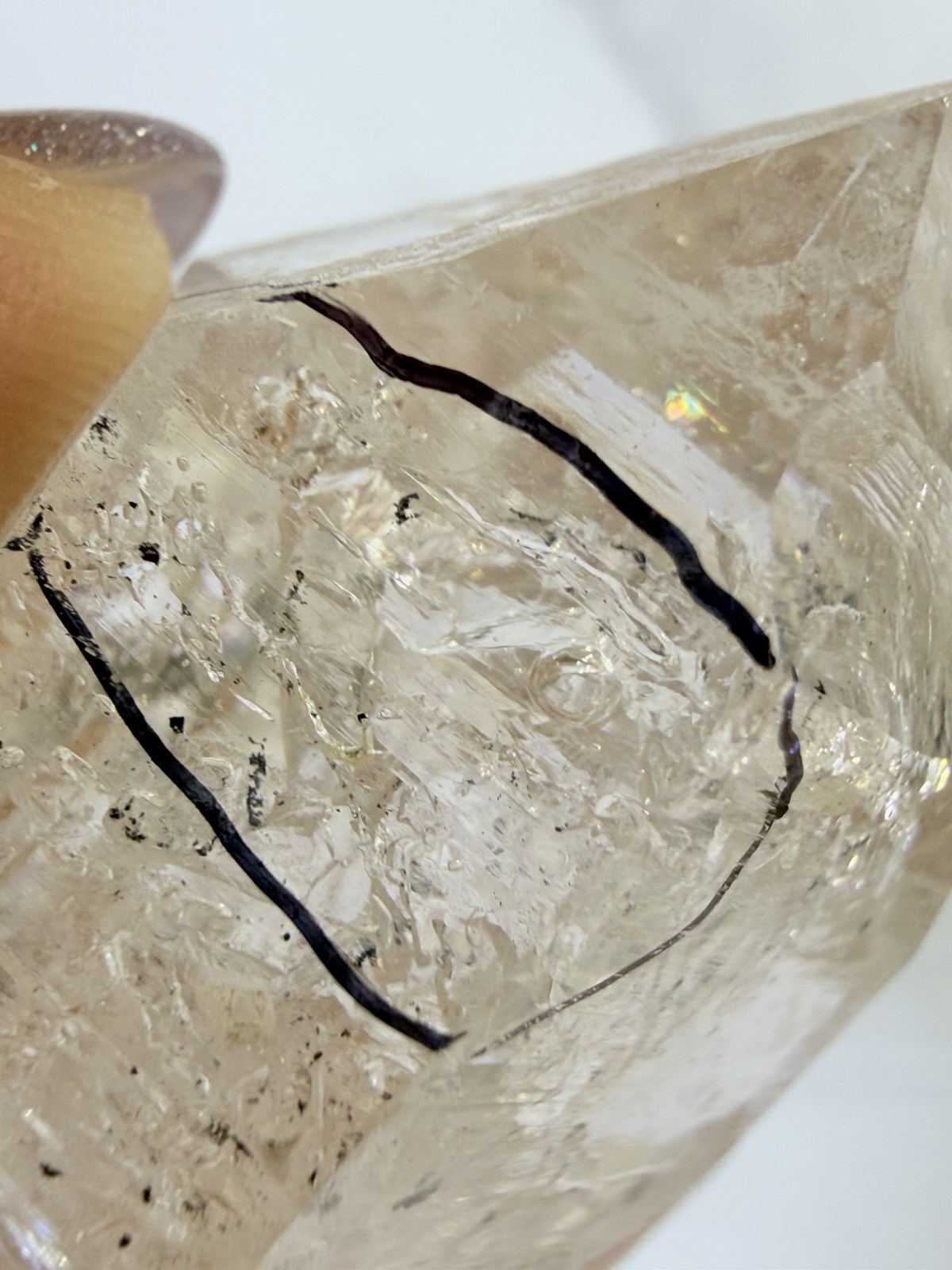 High Luster Enhydro Quartz w/ Moving Bubble &/or Carbon/Black Inclusions,A490