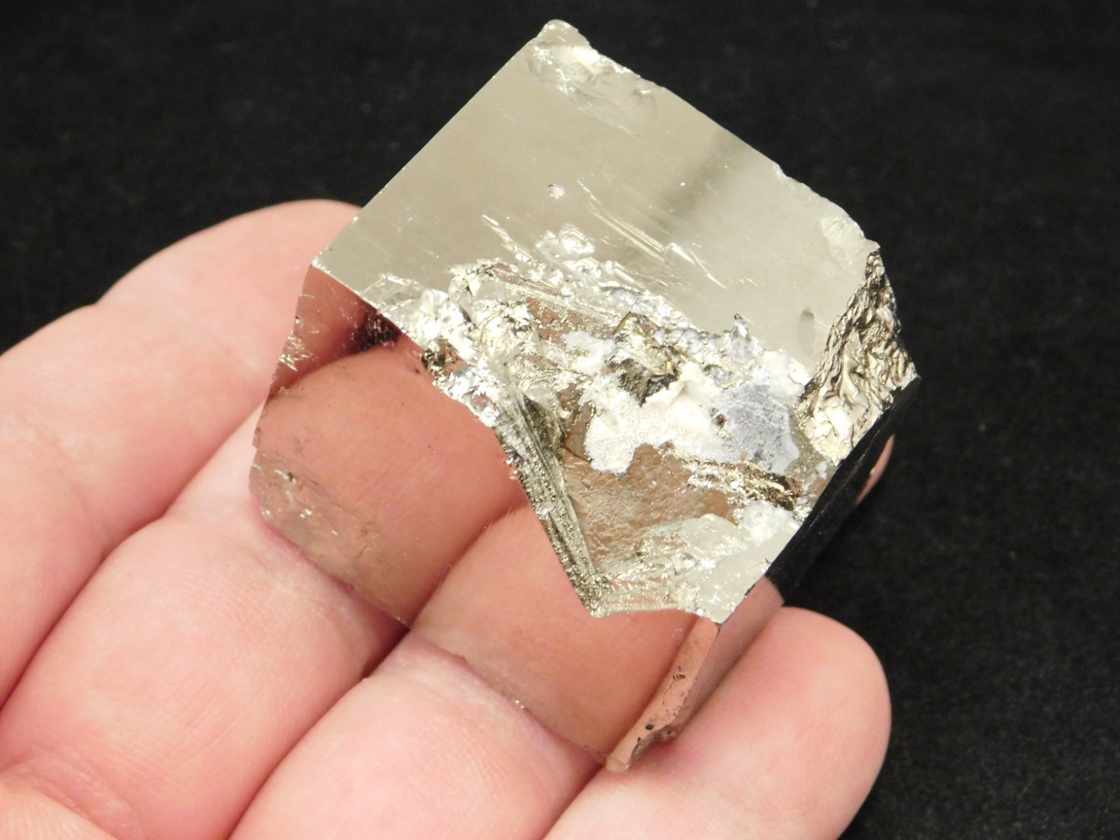 100% Natural Pyrite CUBE Huanzala Mine Peru 163gr