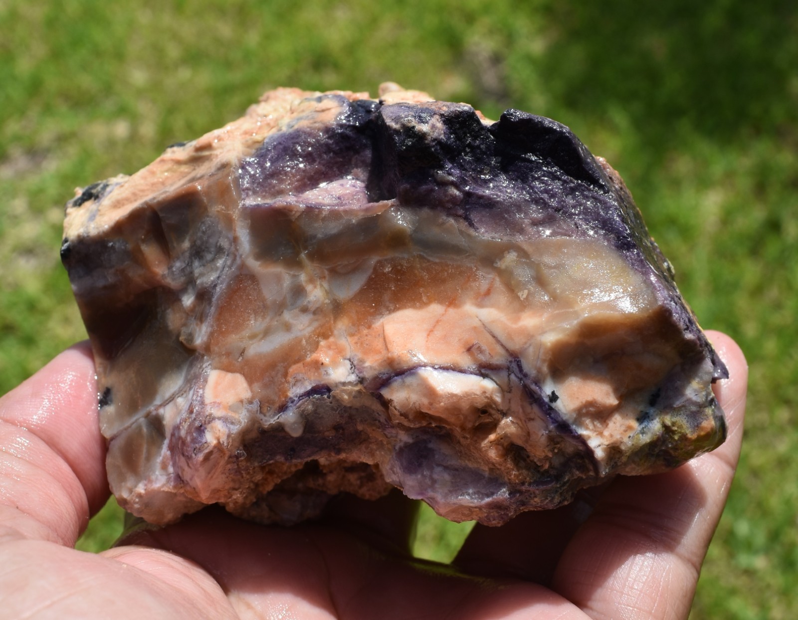 1.02 LB OPALIZED TIFFANY STONE ROUGH, Bertrandite, FLUORITE (POU)