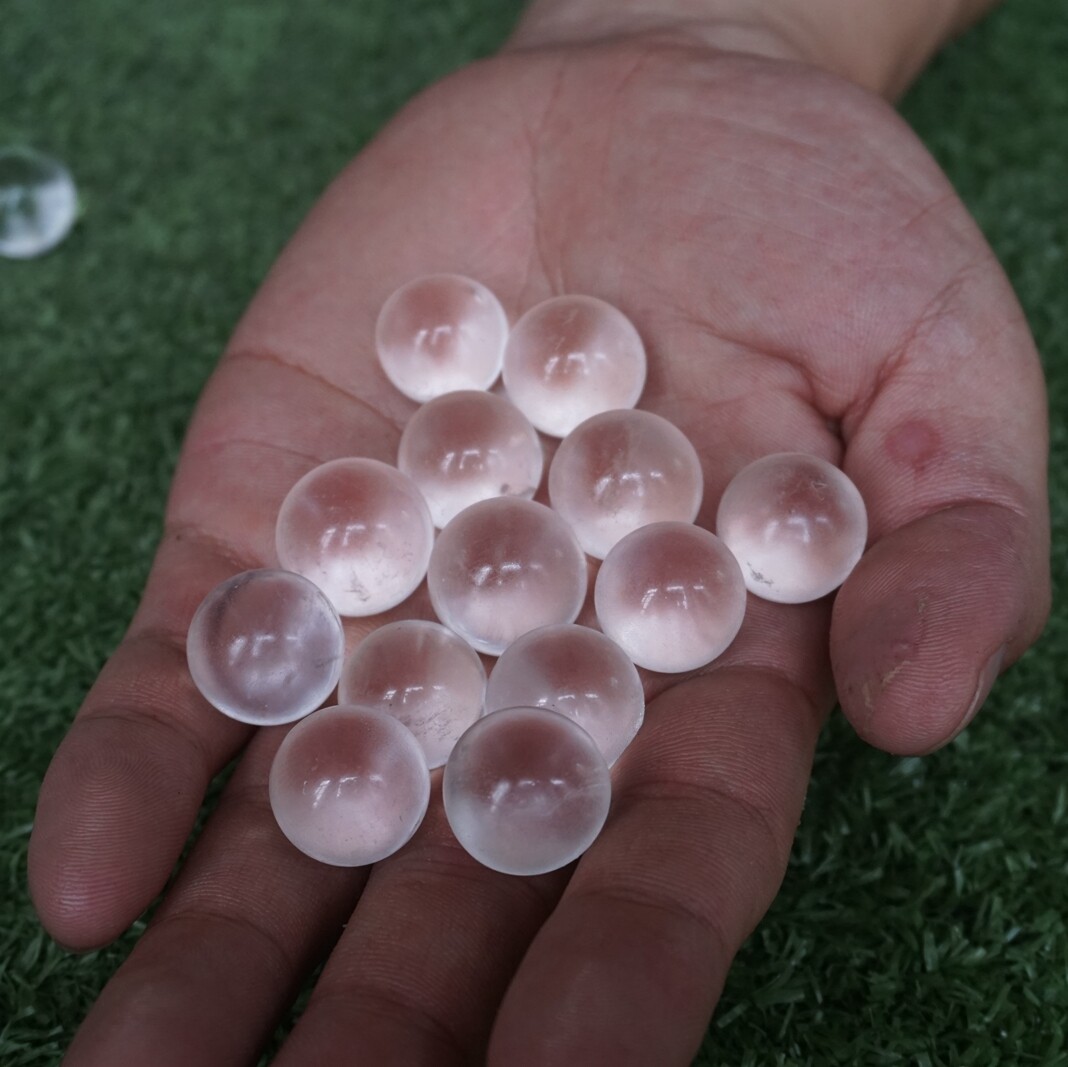 100Pcs Natural White Clear Quartz Crystal Sphere Ball Polished Healing 16-18mm