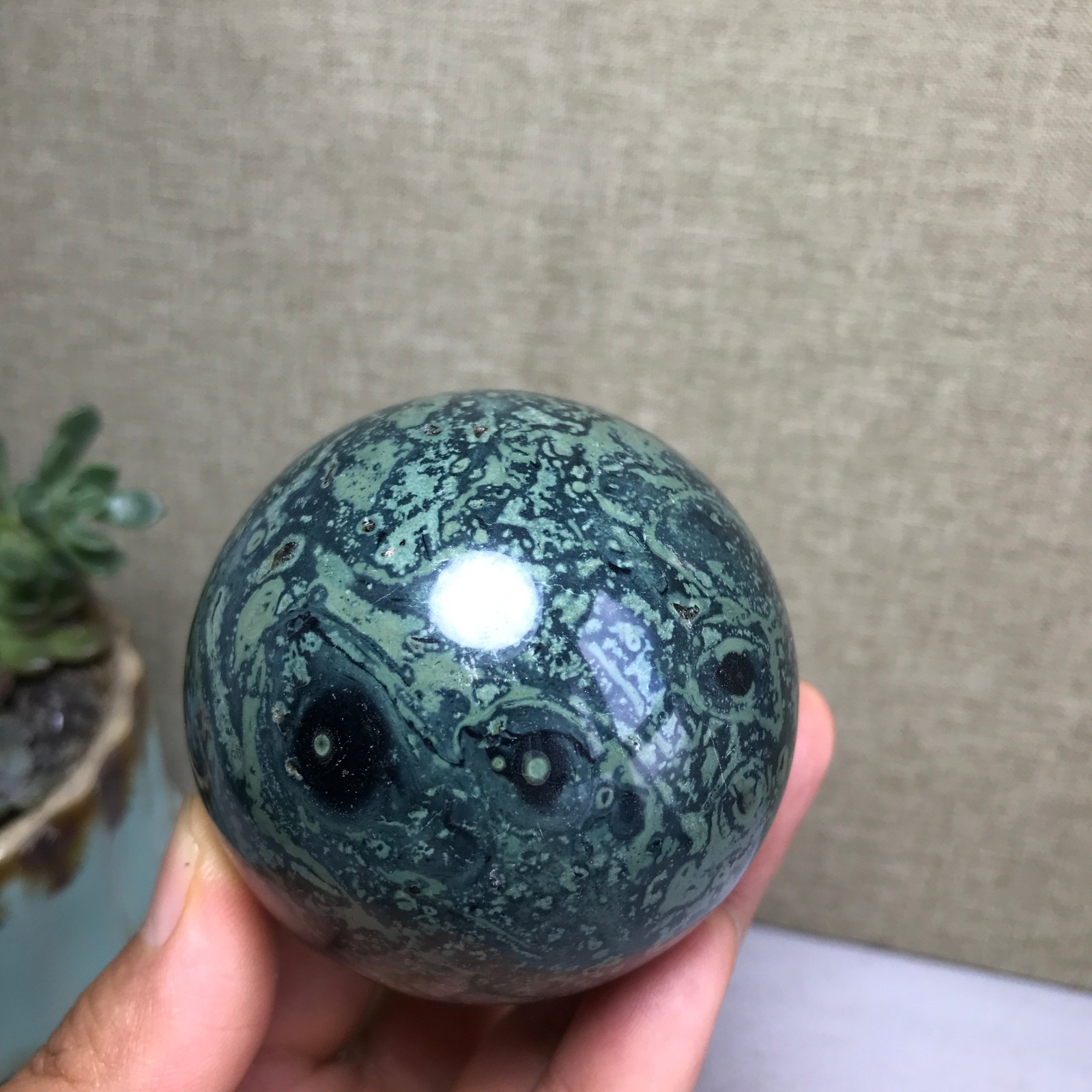 Top Natural Green Kambaba jasper quartz crystal sphere ball healing 328g A4813