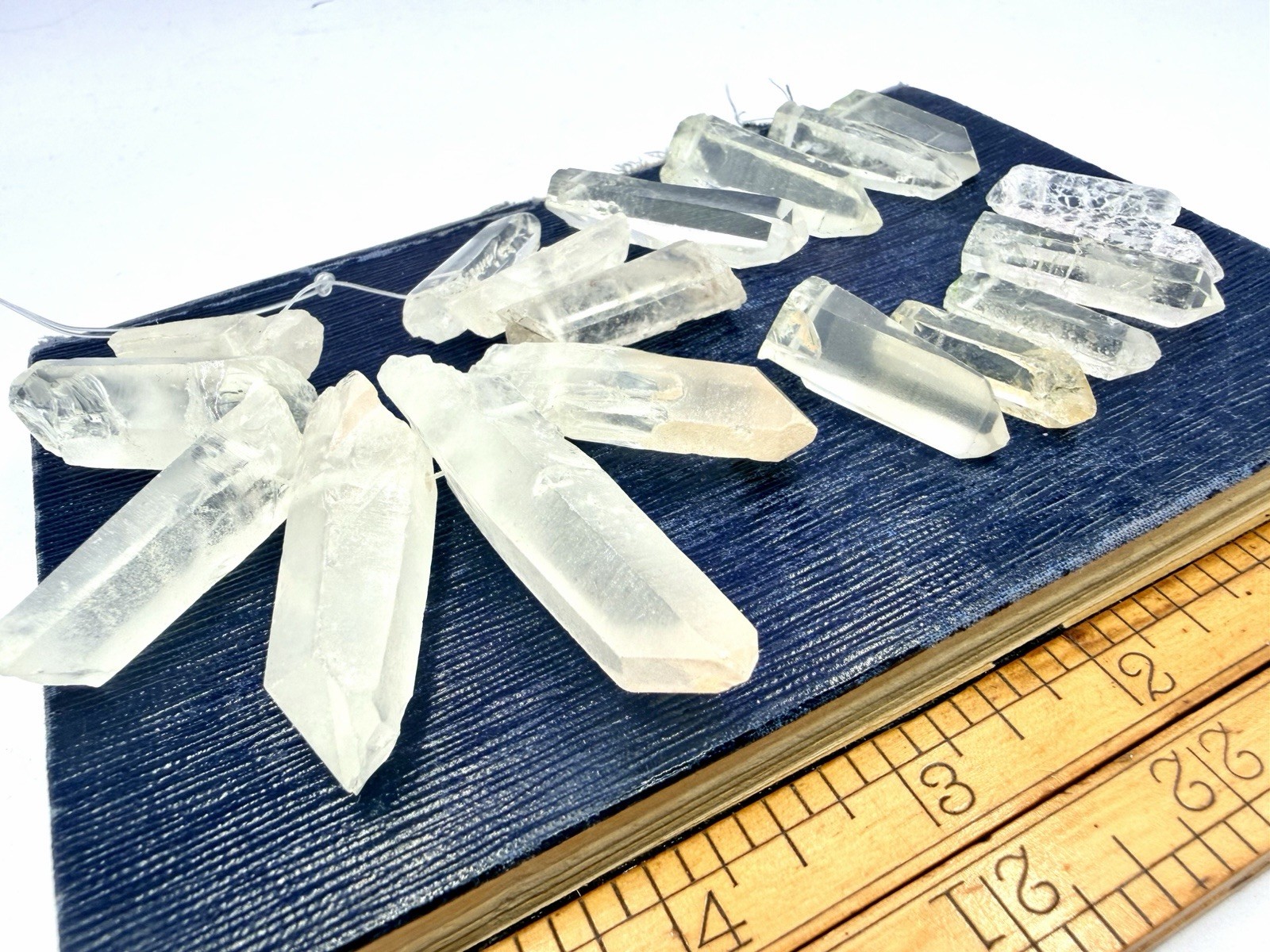 19 Pcs Clear Quartz Crystal 1” – 2” Drilled Points Wands Pendants Jewelry Making