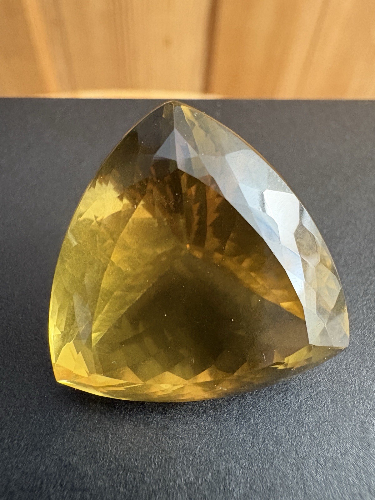 75 Ct Huge Natural Lemon GoldenQuartz TrillionCut Faceted Loose Gemstone 27x19mm