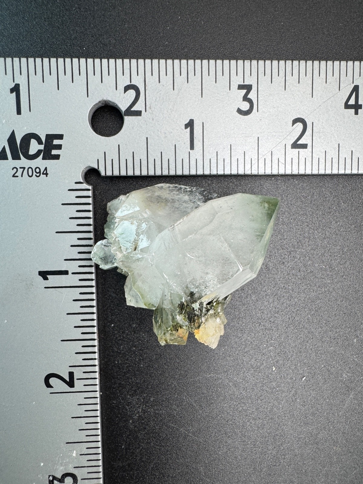 6166 Quartz Point with Green Epidote Nestled at Base Si Chuan 30g