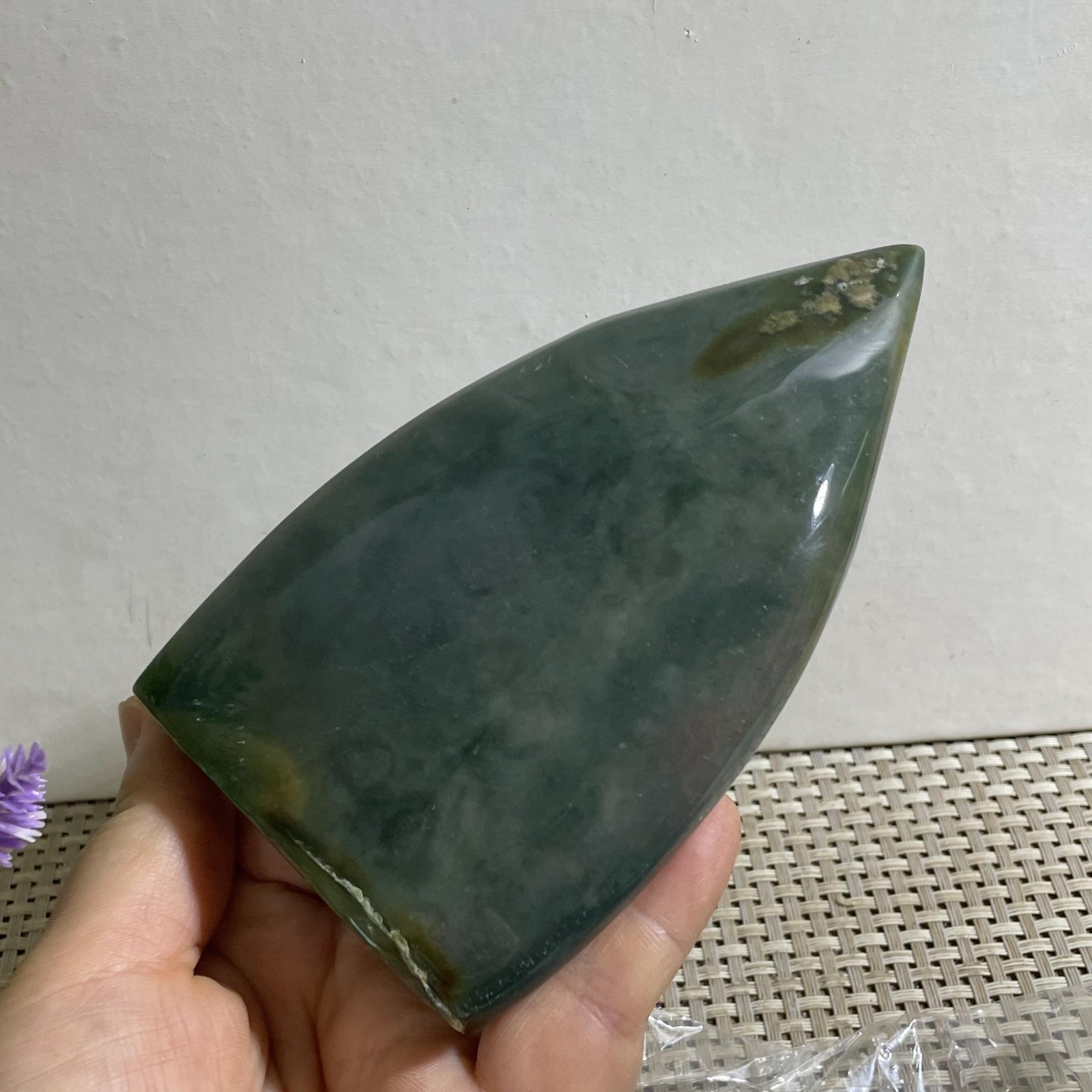 290g Natural agate water grass quartz crystal carving water drop heal #31