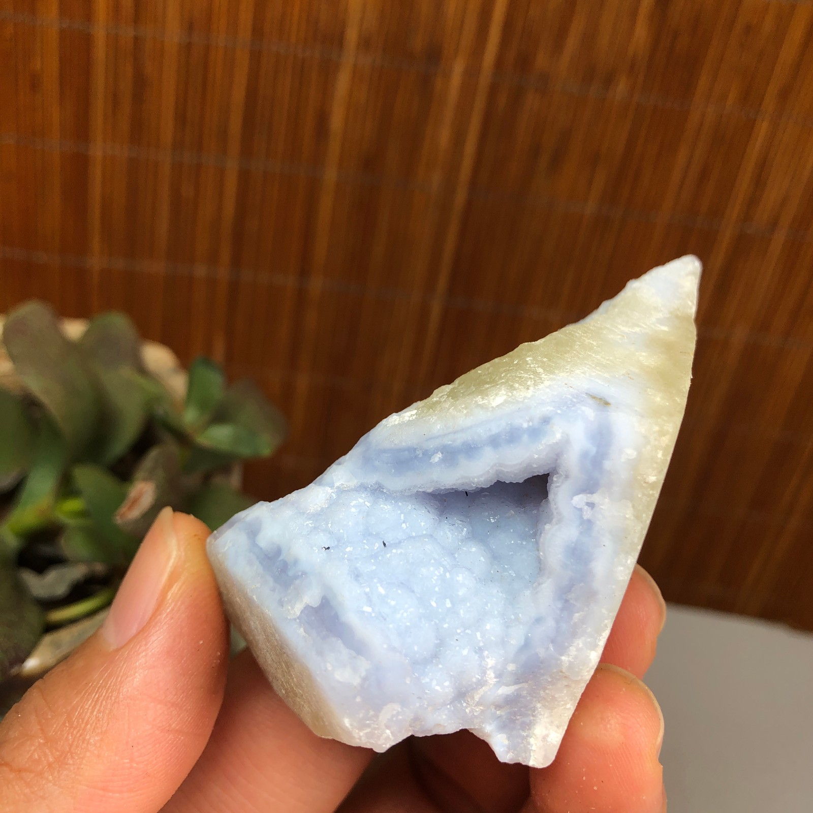 Natural chalcedony agate Crystal gemstone rough original Specimen 62g A1641