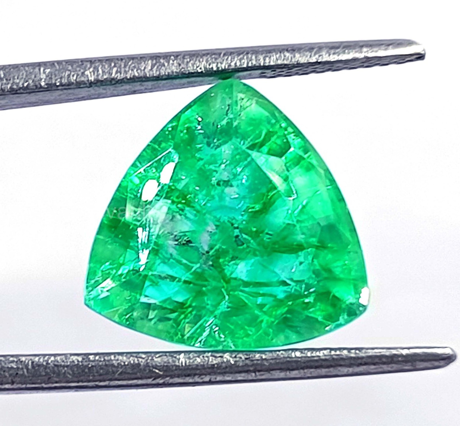 10 Ct Genuine Natural Green Emerald Gemstone – Trillion Cut IGL Certified 5DOY