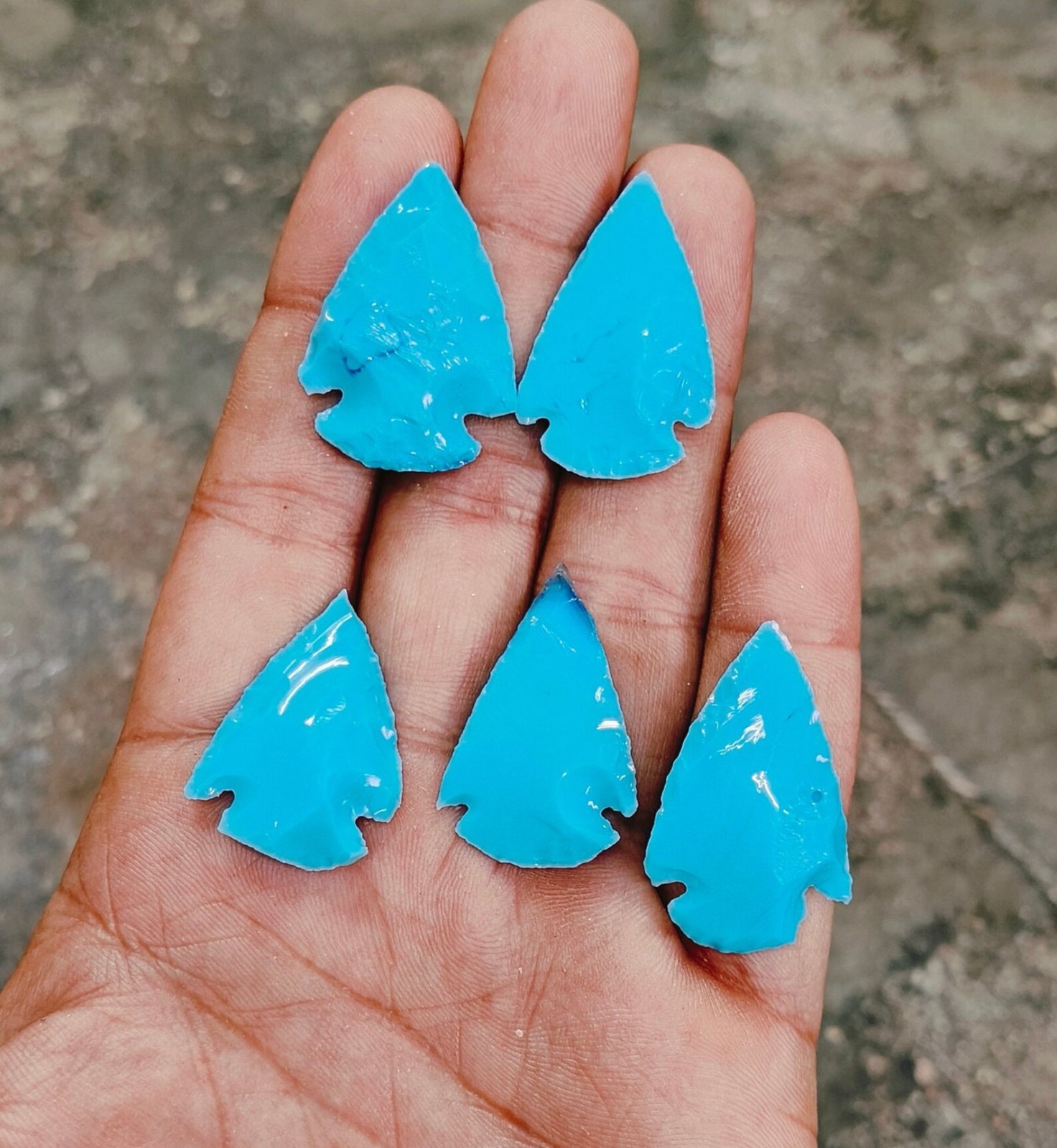 Turquoise Glass Crystal Arrowhead Spearhead 1–1.25 Inch – Gemstone For Healing