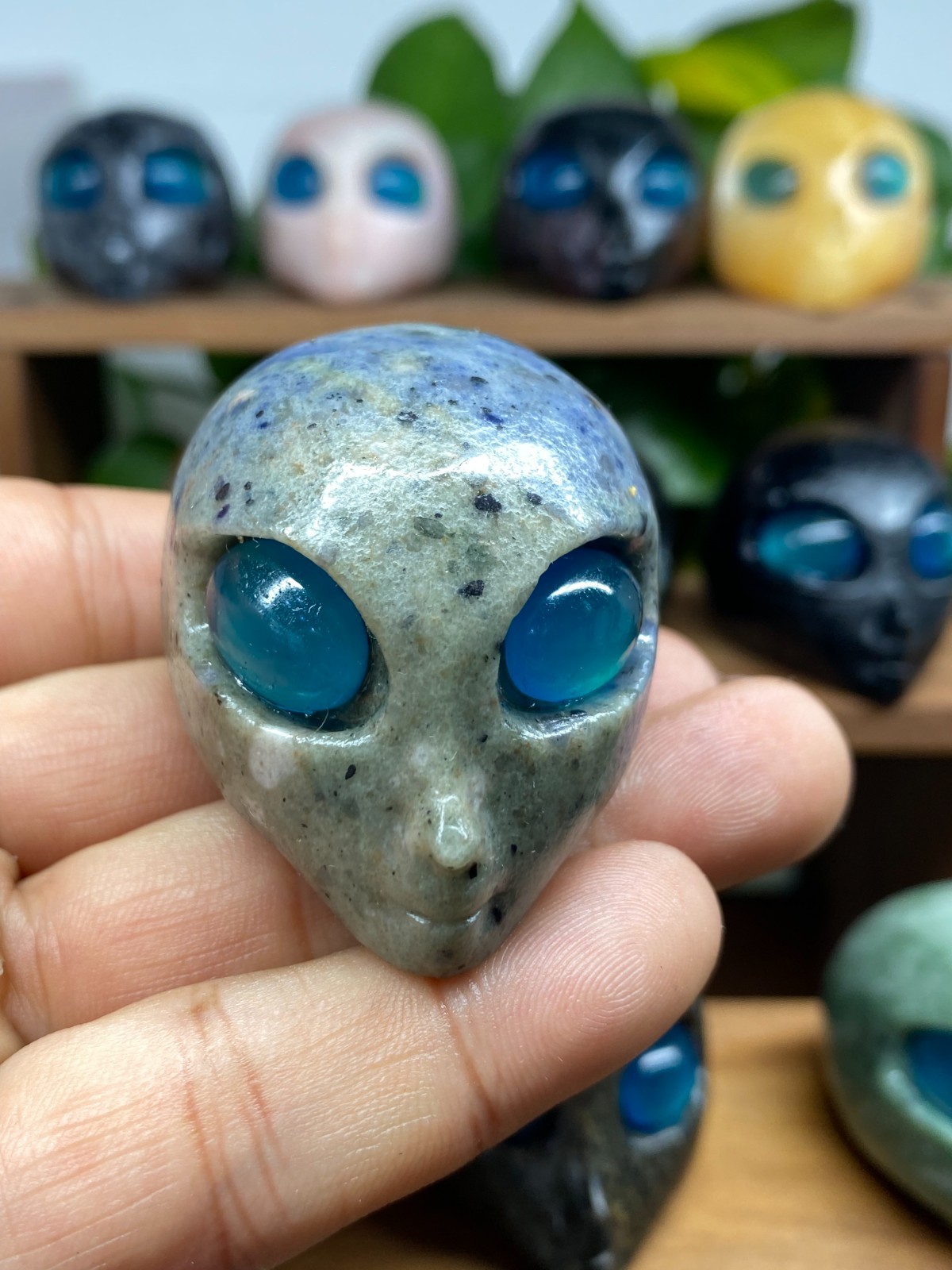 1pc Natural Mixed Quartz Crystal hand Carved Aliens skull reiki healing gift