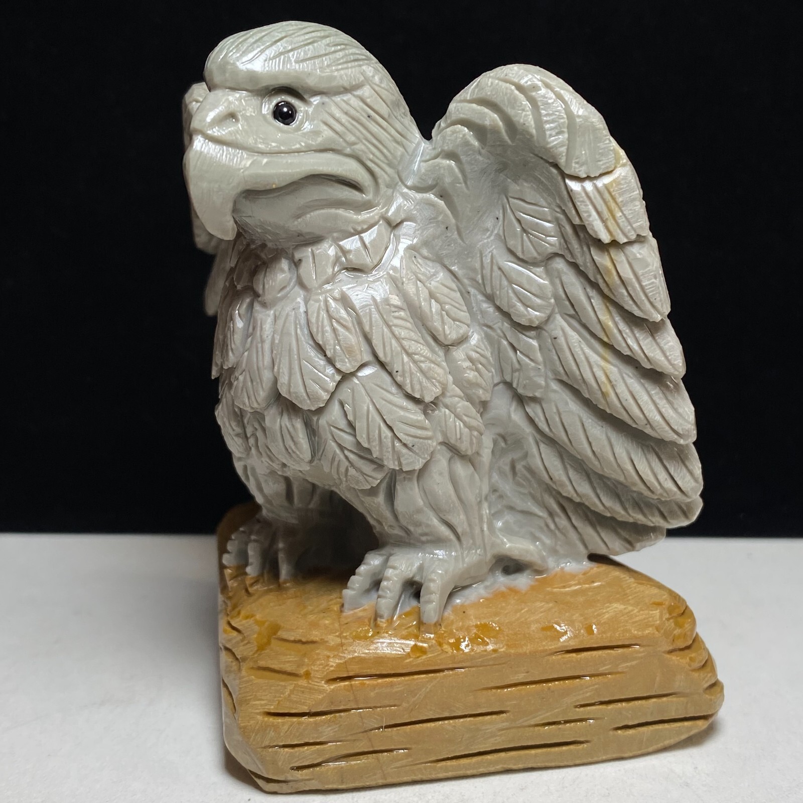 Natural Crystal Quartz Mineral Specimen Songhua Stone Handcarved Eagle Gift
