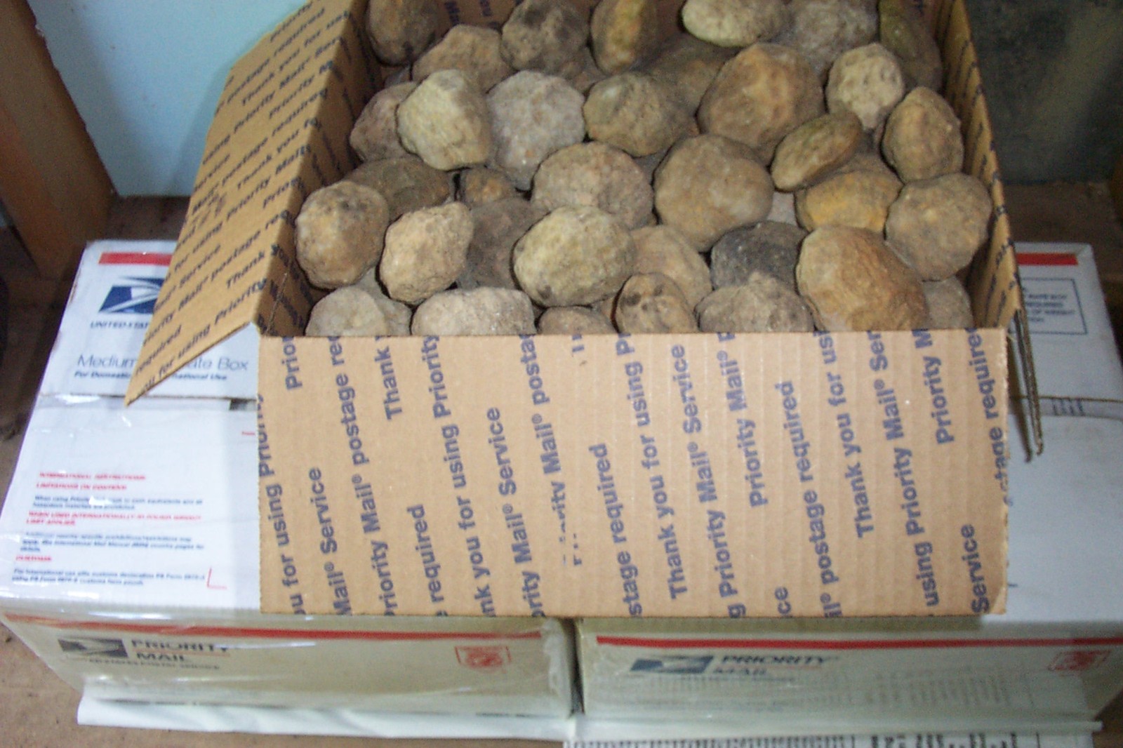 3 FULL BOX LOT OF KENTUCKY GEODES:ALL 1″-2″ with 90 to100 per BOX! GEODE