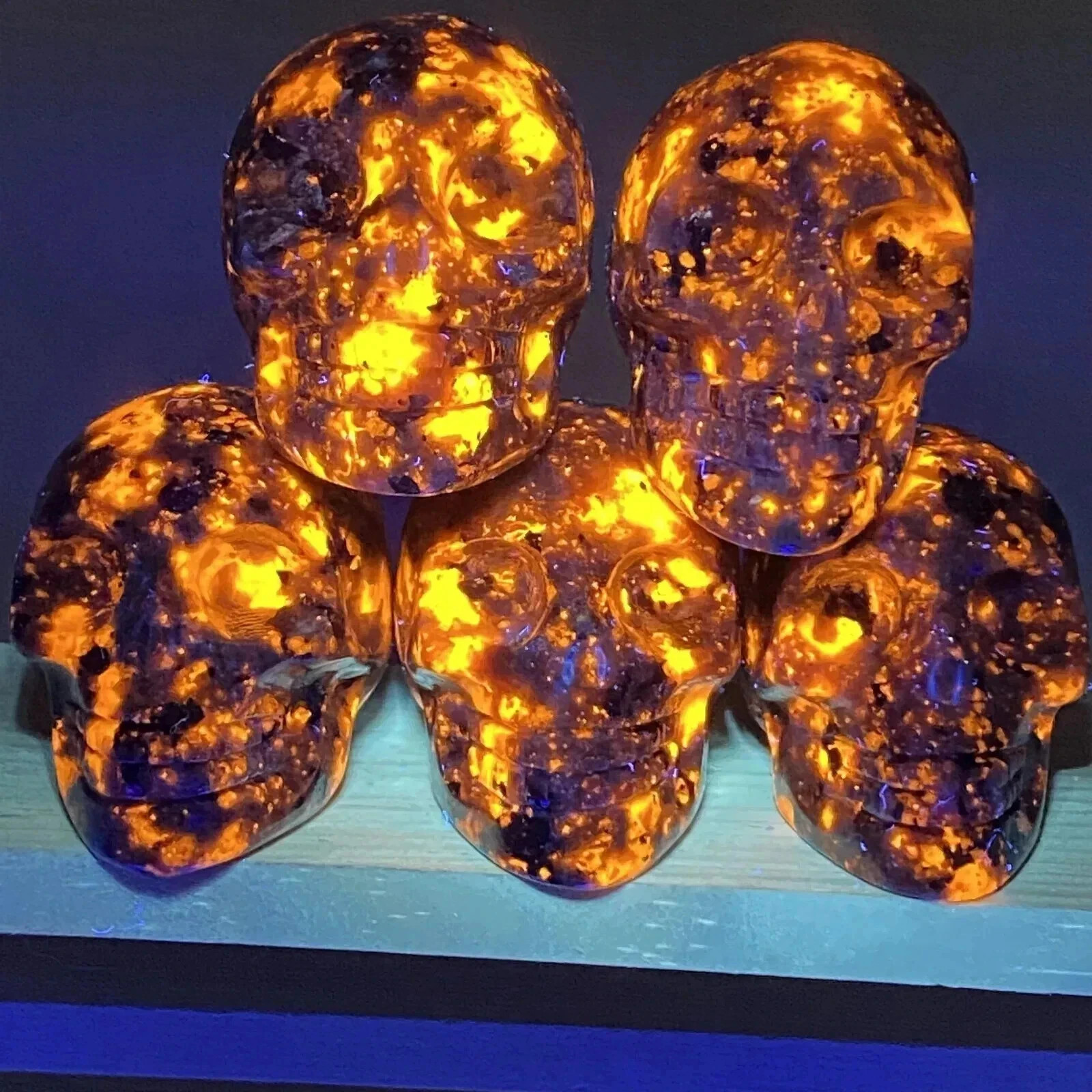 Yooperlite Crystal Skull Fluorescent Sodalite Quartz Carving Natural Decor Gift