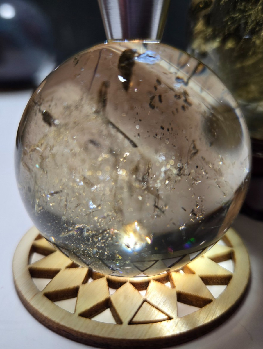 STUNNING CLEAR PHANTOM HIGH QUALITY SET OF 2 PHANTOM SMOKY CITRINE SPHERES – P43