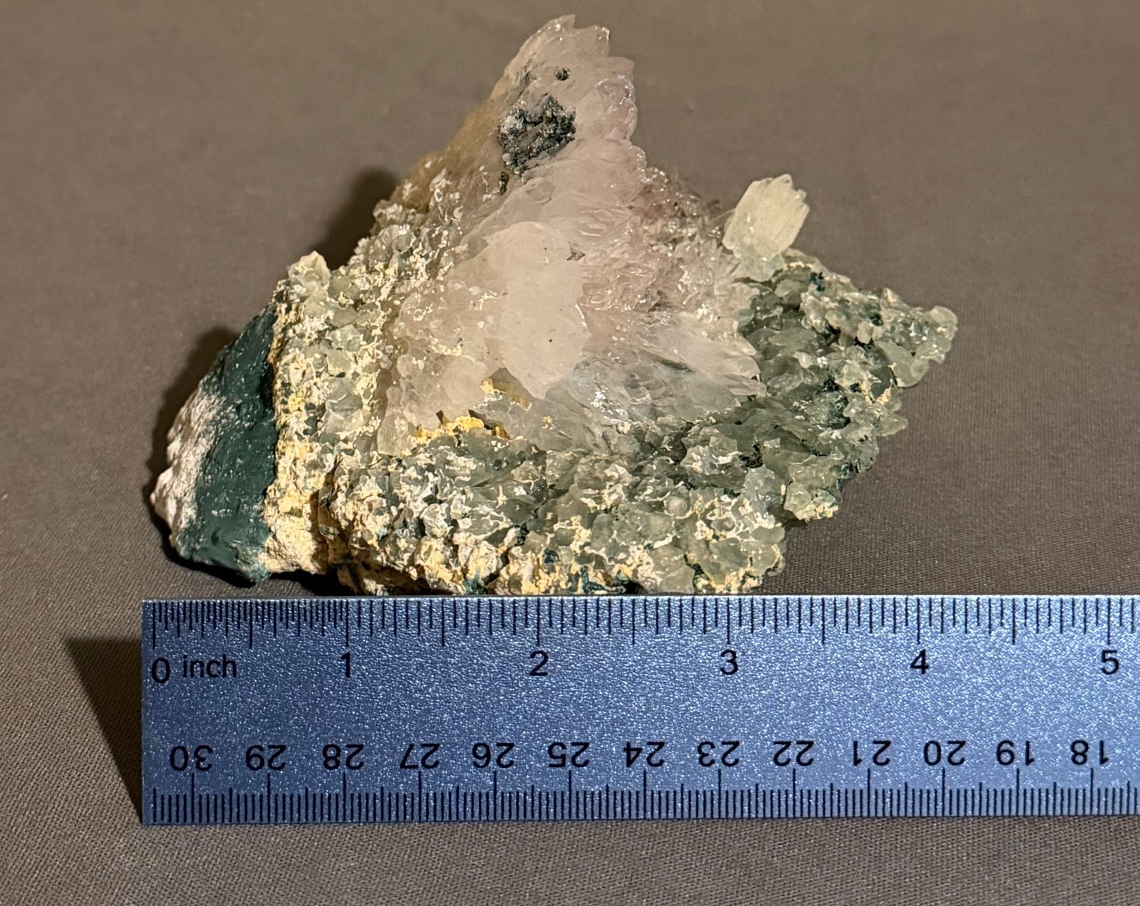 Amethyst Flower Plate – Green Matrix – Strong UV Reaction – Clam Shell -Brazil