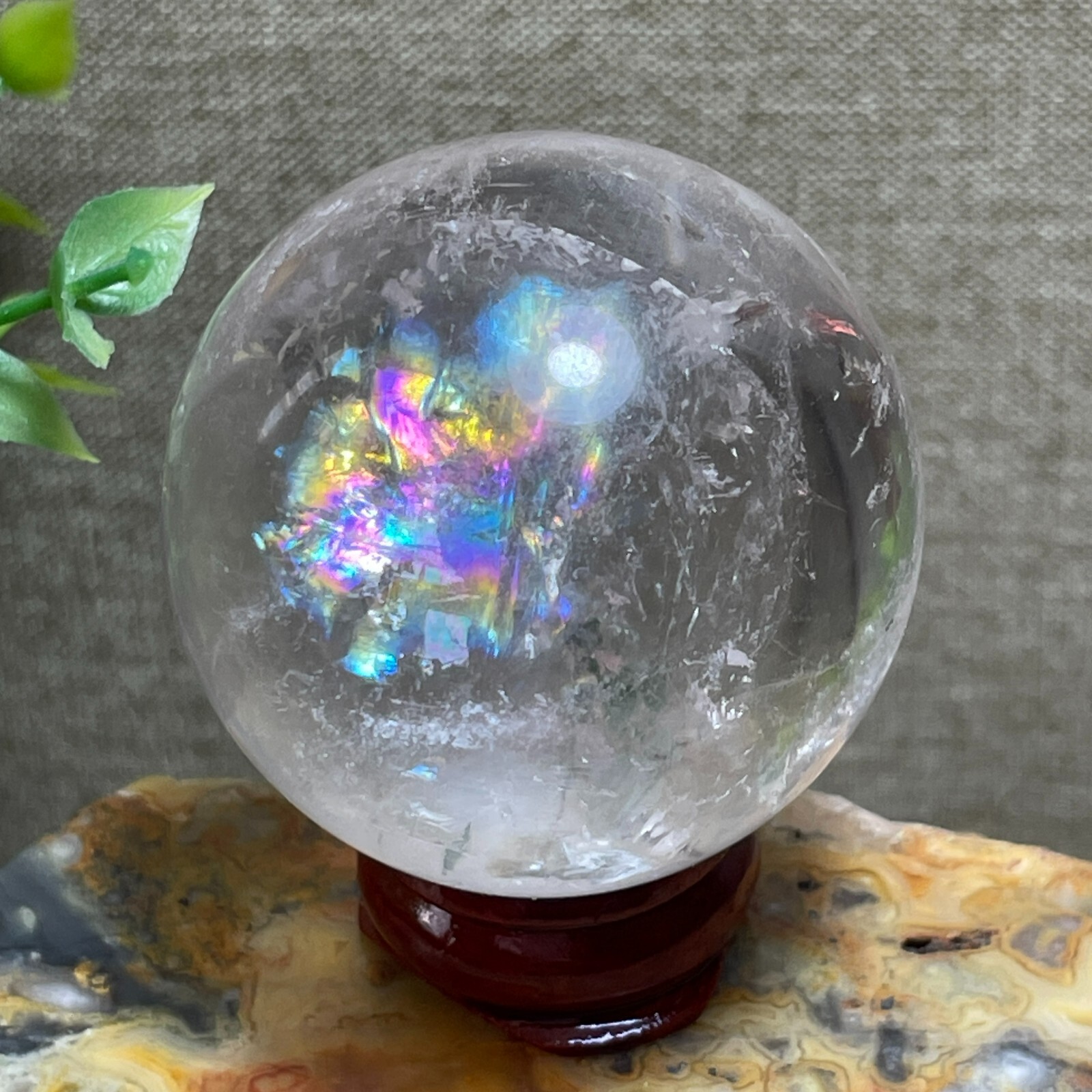Natural White Crystal Clear Quartz Crystal Sphere Ball Healing rainbow 117g A2