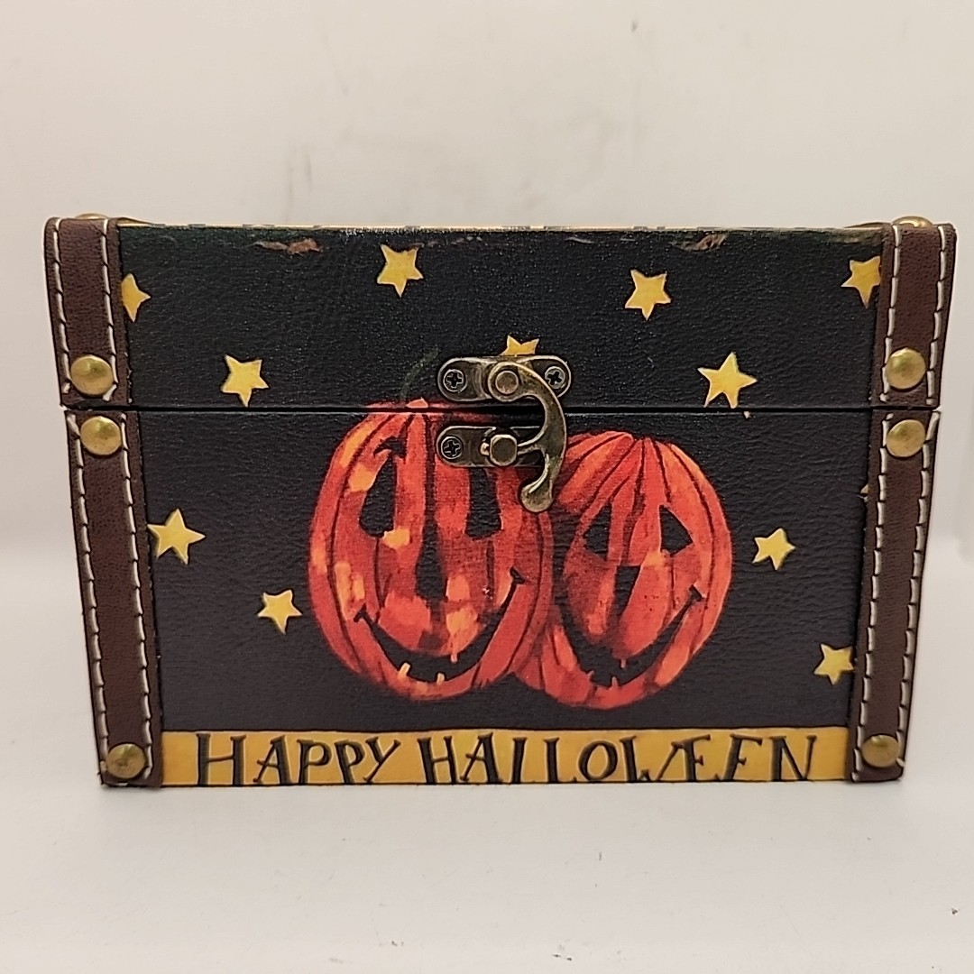 NEW Kiki Crystal Halloween Crystal Mystery Gift Box. “Pumpkin”