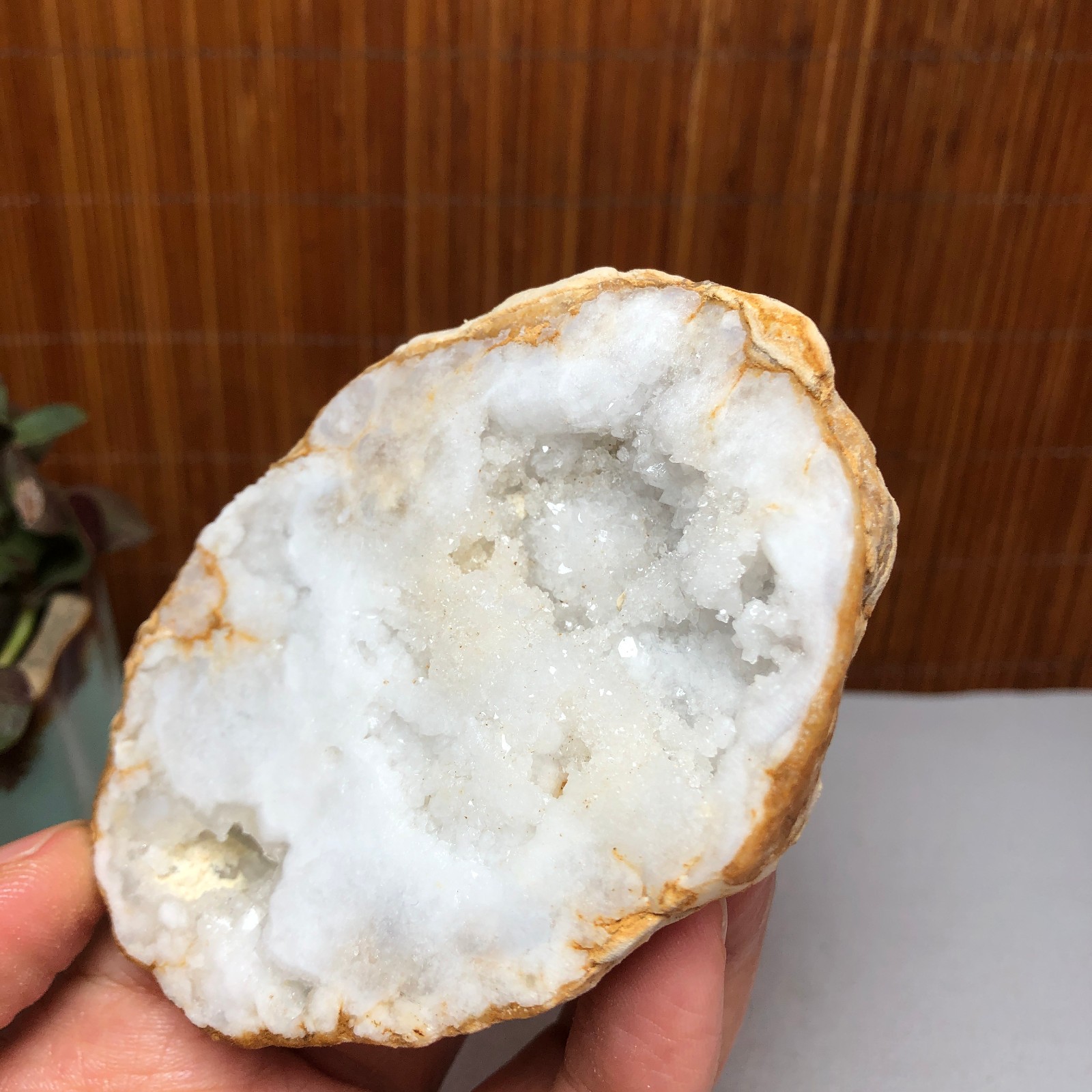 Natural agate Raw cut Crystal Geode rough original Specimens 161g A1783