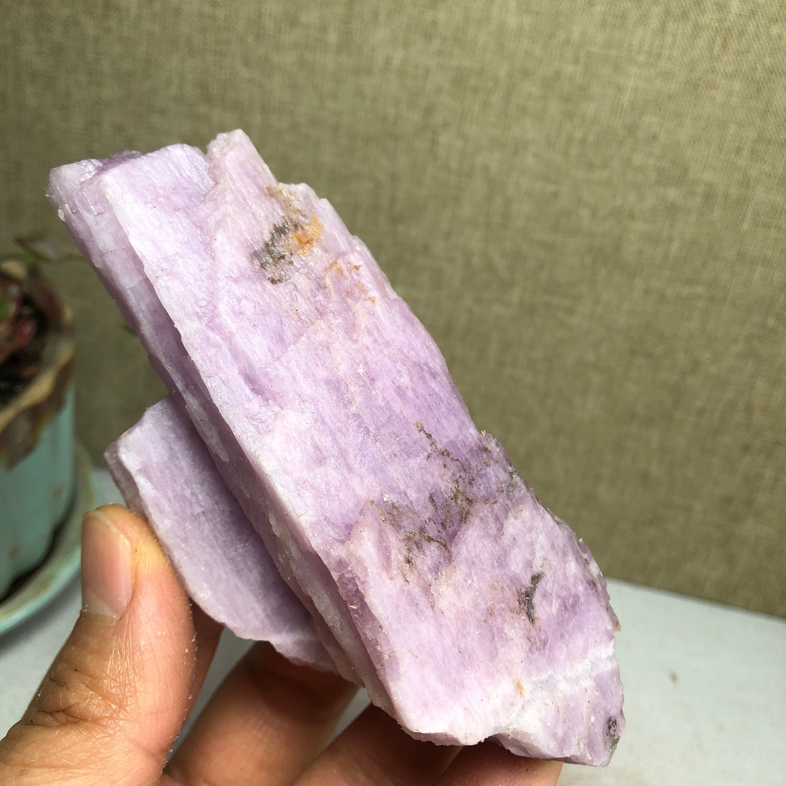 105-35-34mm NATURAL ROUGH KUNZITE PINK SPODUMENE CRYSTALS 212g A3644
